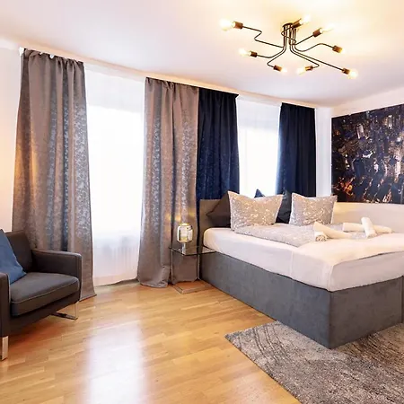Apartment Urban Oasis: Station With Netflix *