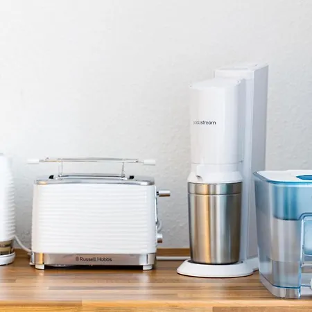 Apartmán Stylish - 3 Min Walk To Main Train Station - Close To The - Kitchen - Netflix