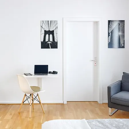 Stylish - 3 Min Walk To Main Train Station - Close To The - Kitchen - Netflix Wuppertal