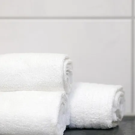 Apartmán Stylish - 3 Min Walk To Main Train Station - Close To The - Kitchen - Netflix