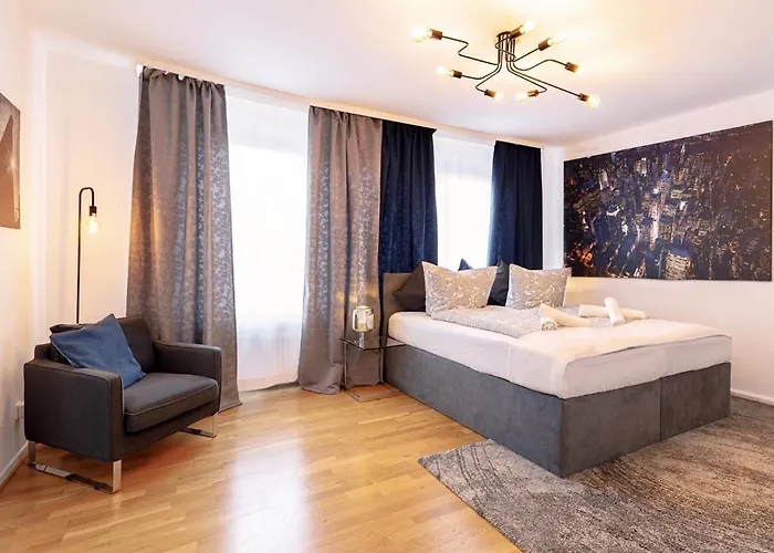 Apartment Urban Oasis: Station With Netflix *